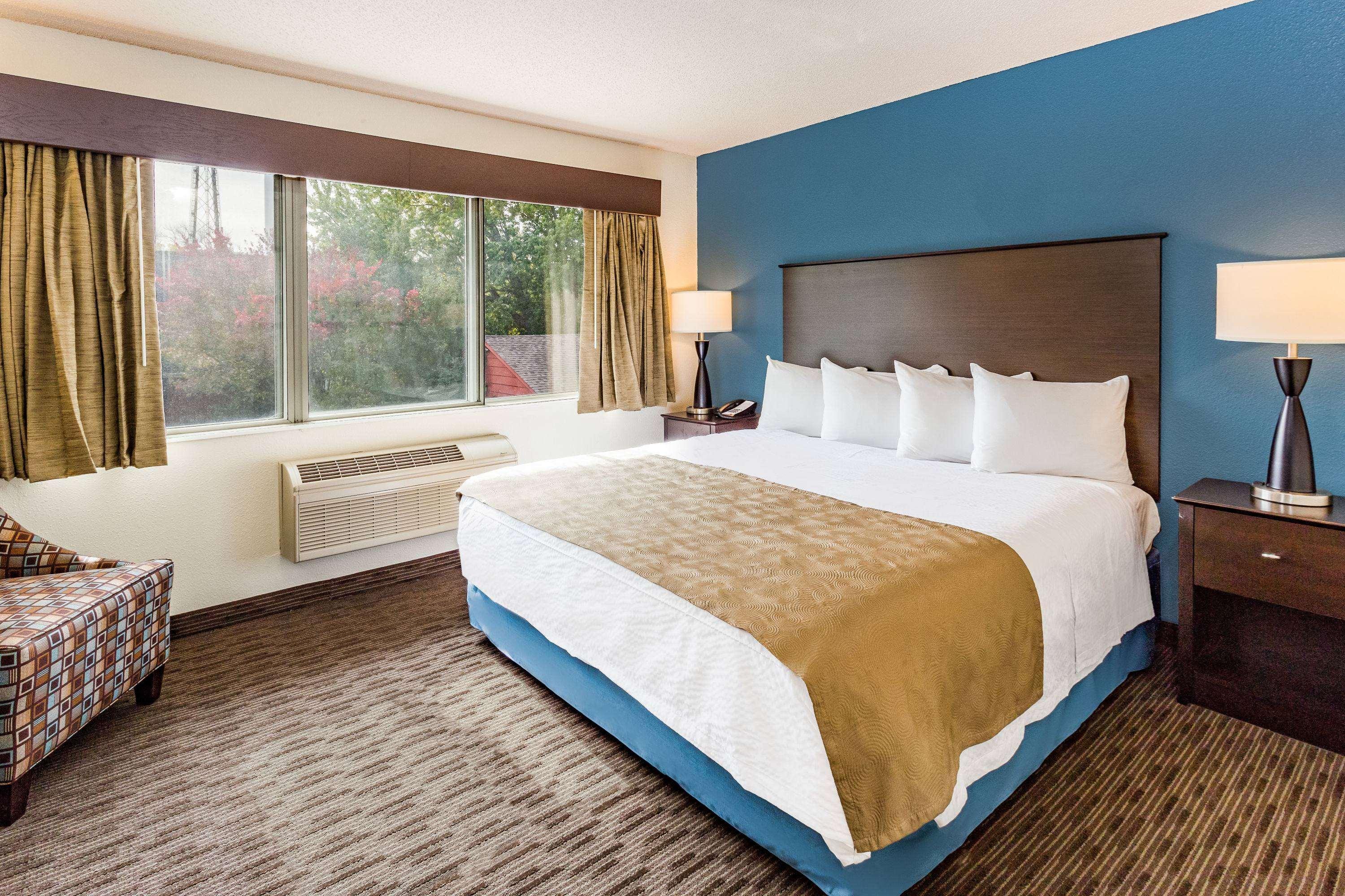 Americinn By Wyndham Hotel And Suites Long Lake Eksteriør billede
